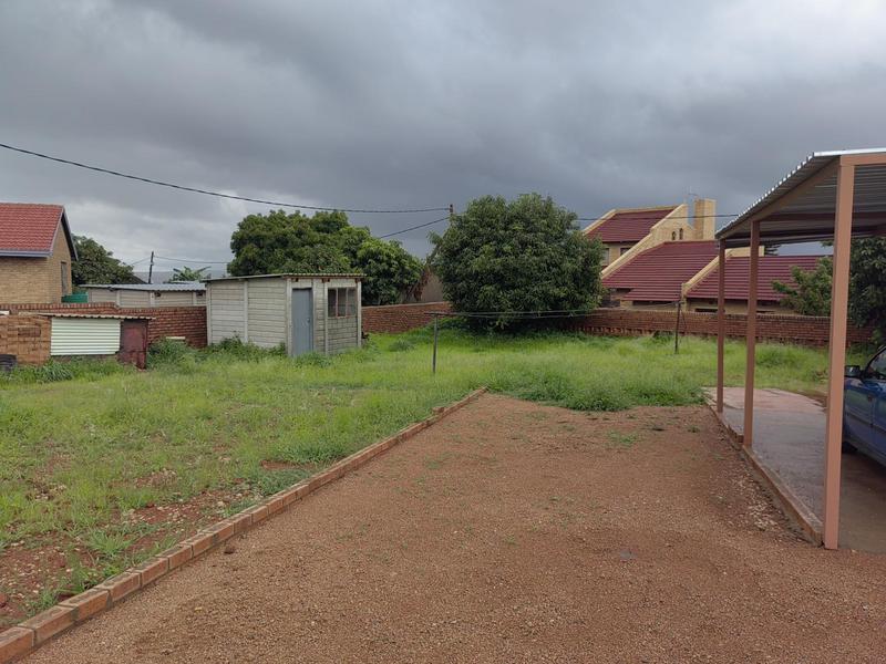 2 Bedroom Property for Sale in Mabopane Unit D North West